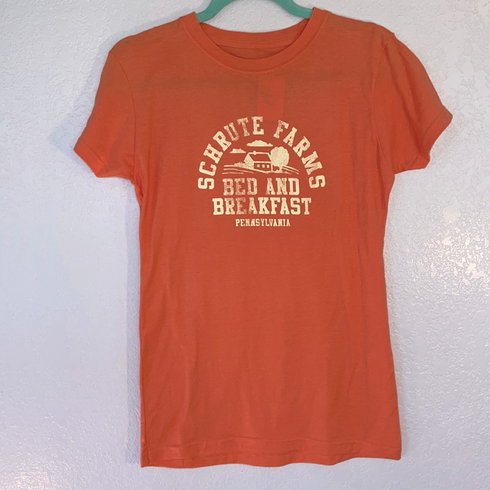 The Office Schrute Farms Scranton, PA Coral Tee. Size M. NWT (tags).